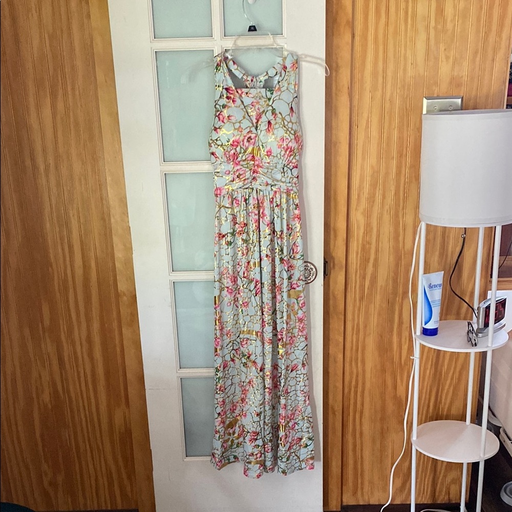 Floral Sleeveless Maxi Dress
